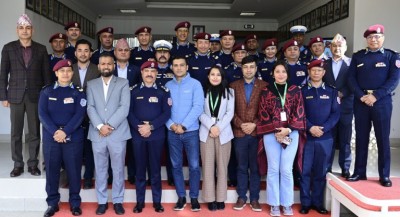 डिजिटल सवारी चालक अनुमतिपत्र नियमनको लागि ट्राफिक प्रहरीलाई मोबाइल फोन