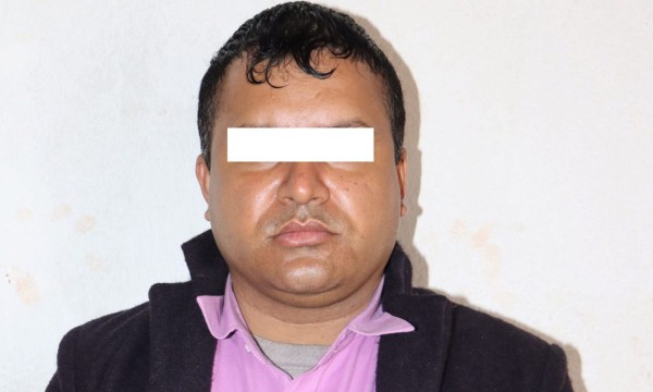 दुबई पठाई दिन्छु भन्दै तीन लाख ठगी गर्ने दुई जना पक्राउ
