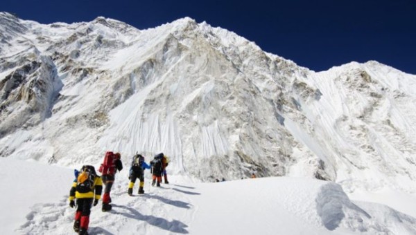 हिमाल आरोहणबाट  करिब ६४ करोड राजस्व सङ्कलन